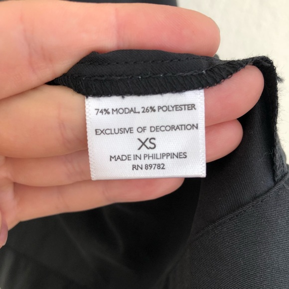 Natori • Black Silky Bed Jacket Kimono NWOT - Picture 3 of 6